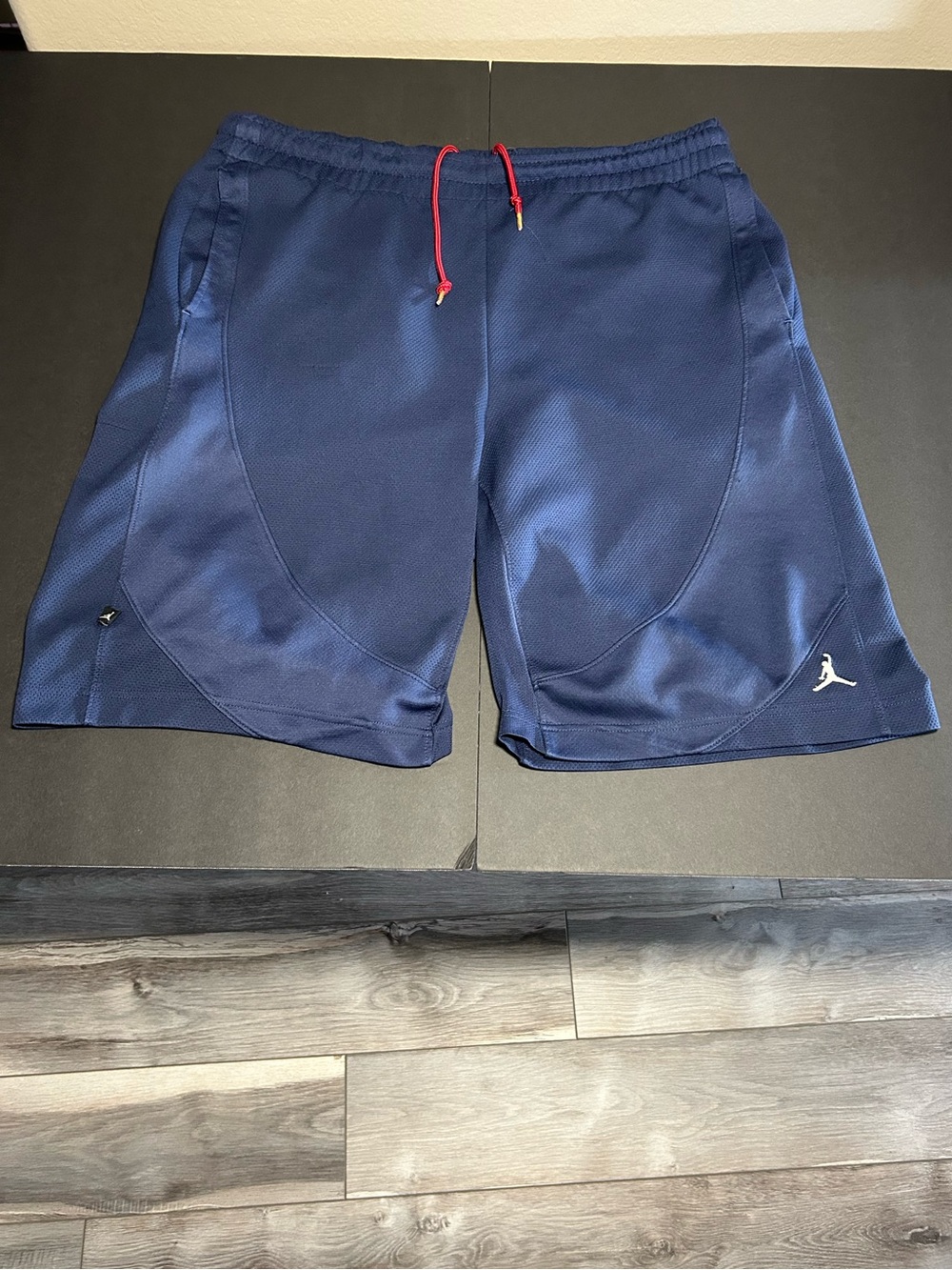Men’s Medium Navy Blue Jordan Basketball Shorts